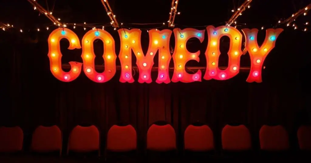 go to a comedy show at the laugh factory in los angeles for a fun date night